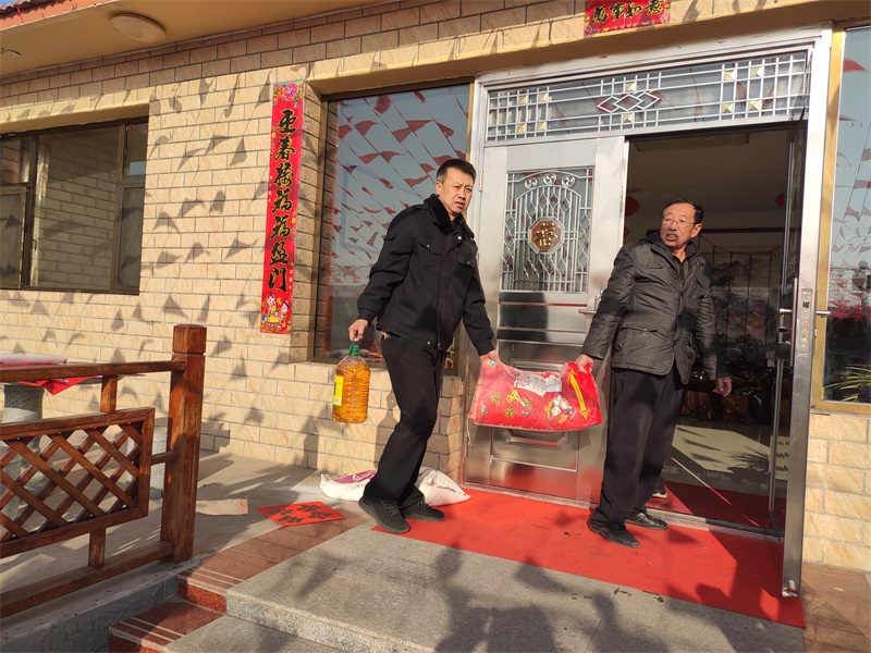 情系老党员 慰问暖心田——山阴农牧场春节慰问老党员